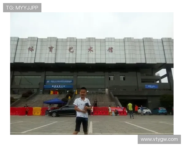 鸿博体育娱乐平台专业的客户服务团队全天候在线为用户提供及时高效的咨询与帮助